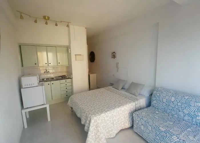 Lovely Apartment In Front Of The Beach.