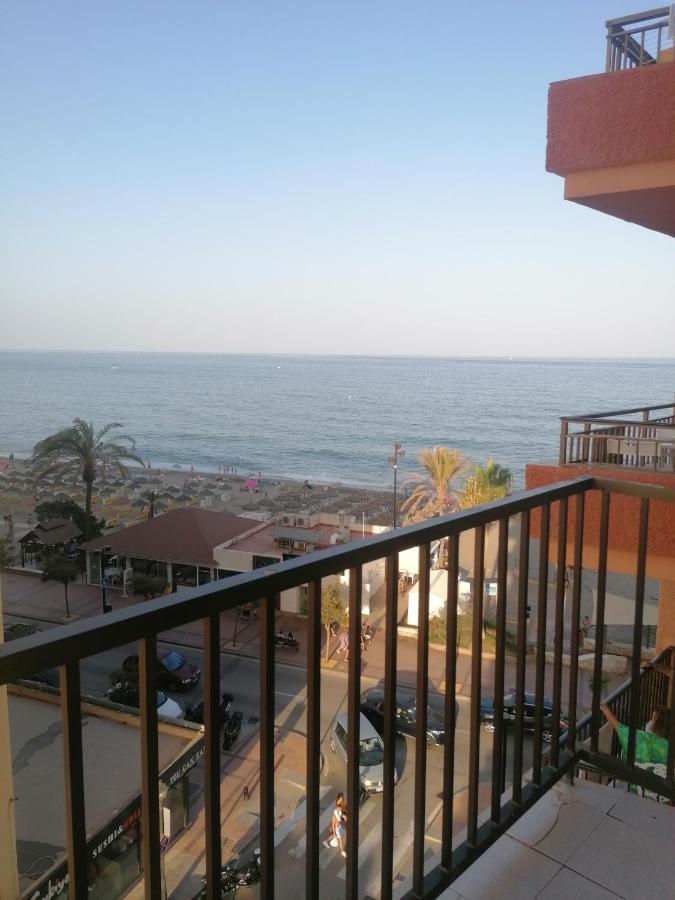 Apartamento Lovely In Front Of The Beach. *